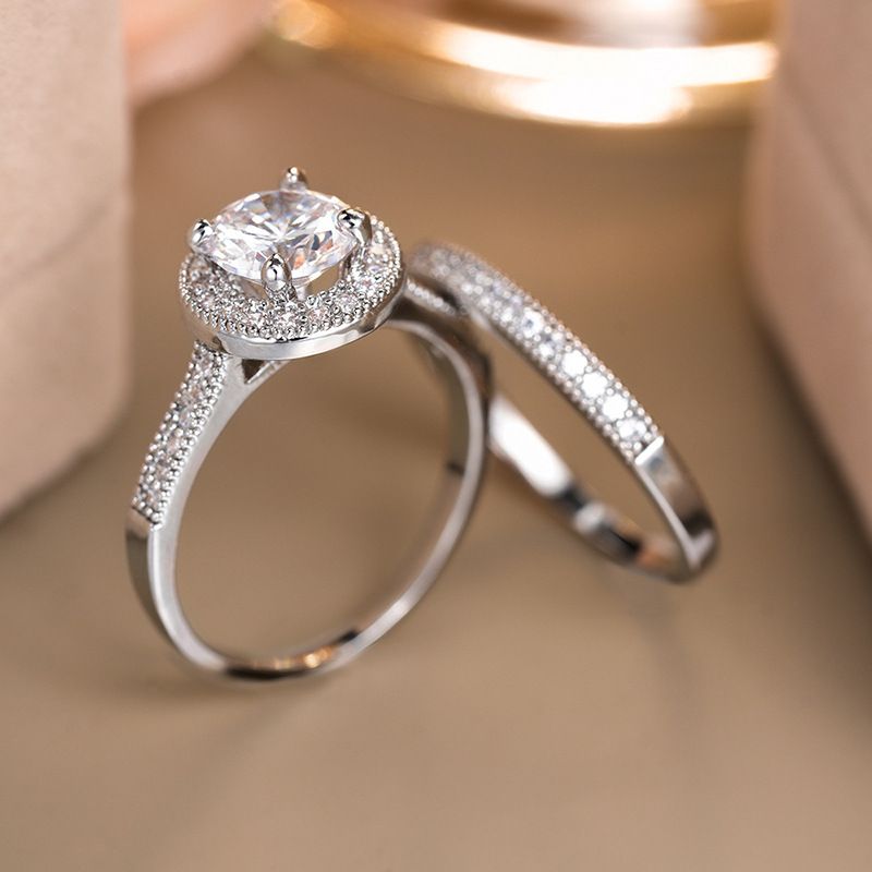 Elegant Designer Ring For Women With Round Zirconia Stone_voghion.com