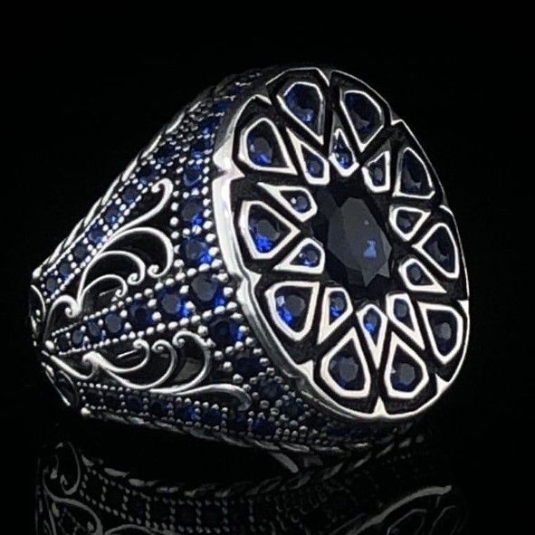 Vintage Men's Designer Ring With Blue Simulated Diamond Stones_voghion.com