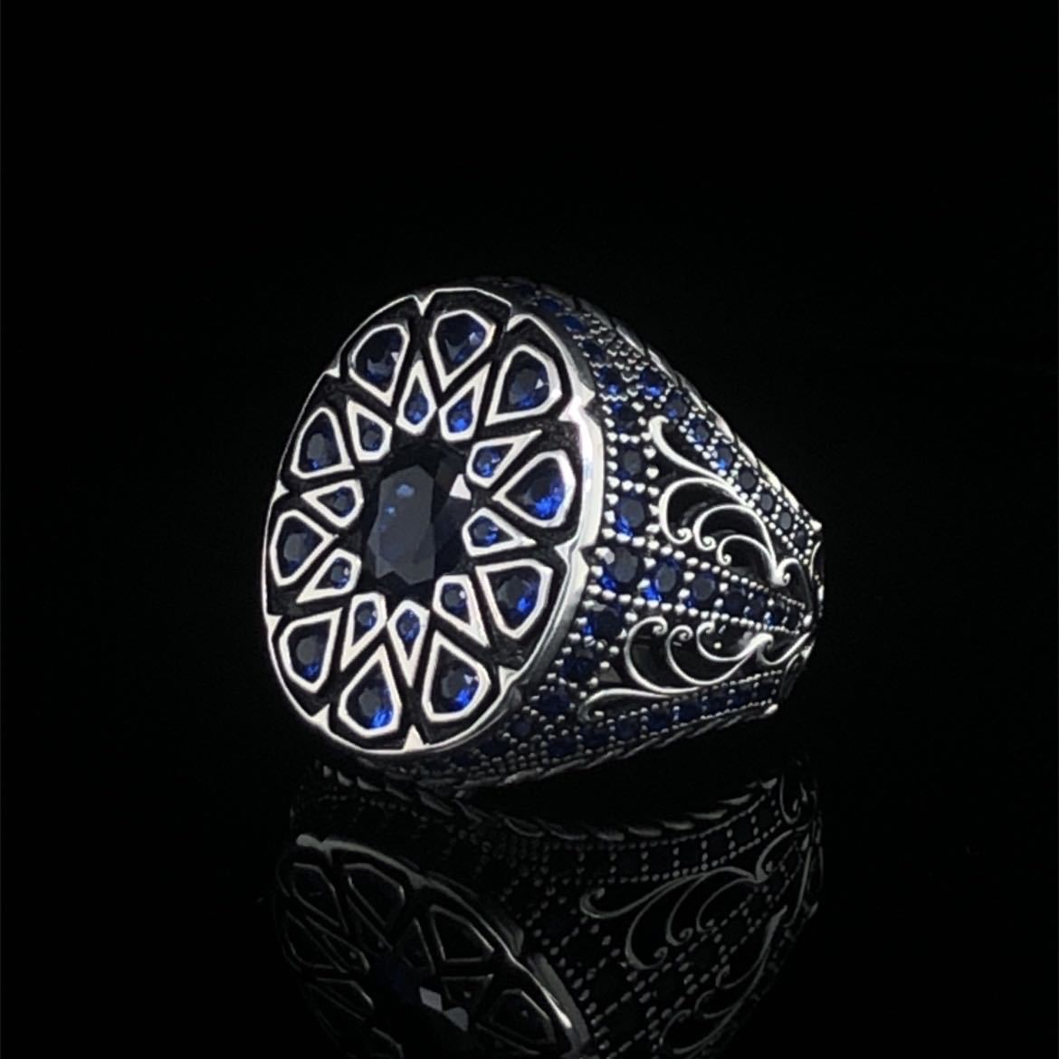 Vintage Men's Designer Ring With Blue Simulated Diamond Stones_voghion.com