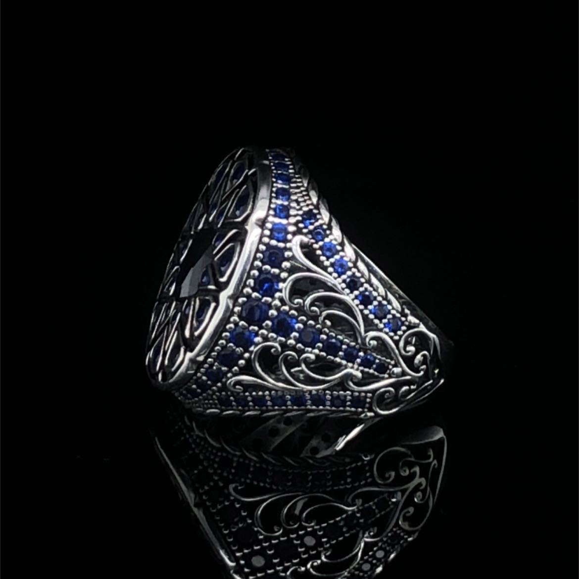 Vintage Men's Designer Ring With Blue Simulated Diamond Stones_voghion.com