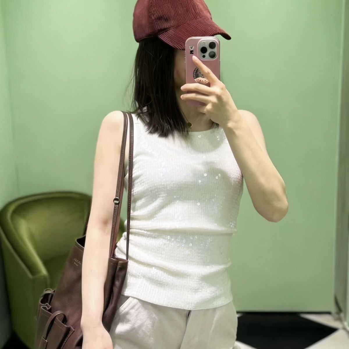 New 2026 Heavy-duty Summer Sequin Slim-fit Design Camisole Versatile Base Layer High-end Sleeveless Top_voghion.com