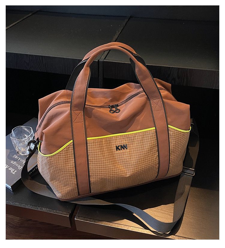 Lightweight Large Capacity Travel Bag For Men And Maternity Use_voghion.com