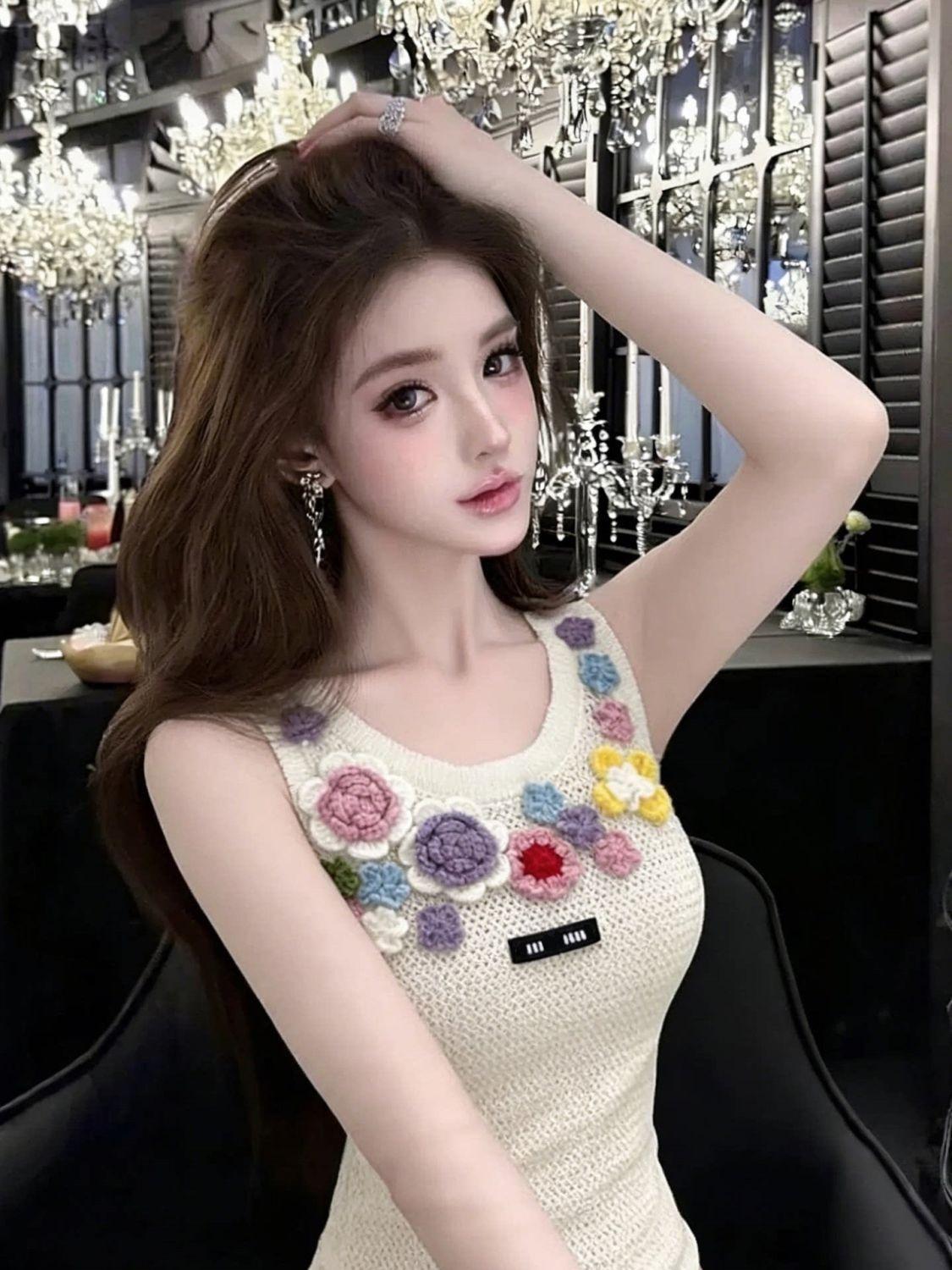 Eleganter Minimalistischer Strickweste Mit Blumen Für Damen_voghion.com