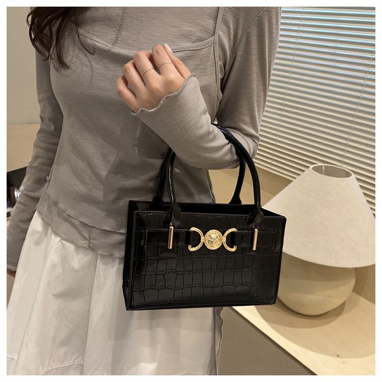 Women's Shoulder Crossbody Handbag Minimalist Retro Style Bag_voghion.com