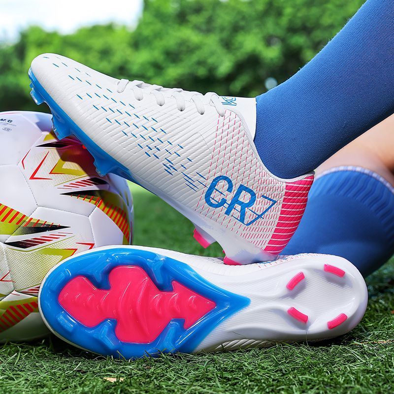 Nouvelles chaussures de football basses d'été pour adolescents et adultes, respirantes, antidérapantes, résistantes à l'usure, de qualité supérieure, adaptées aux terrains de sport extérieurs._voghion.com