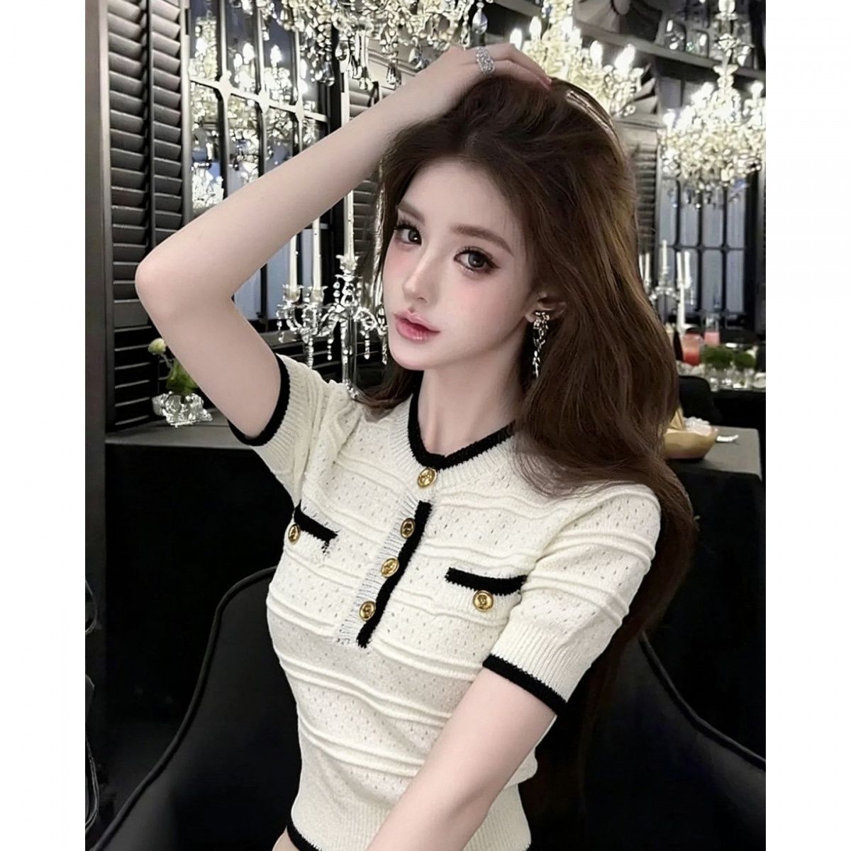 French-style Contrast Color Round-neck Knit Women, 2026 Summer White Gold-button Elegant Short-sleeve Top For Women_ecoleips.com