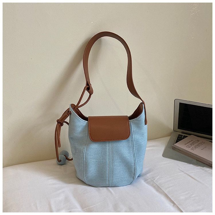 Trendy Women's Saddle Bag For Commuting Stylish Shoulder Crossbody_voghion.com