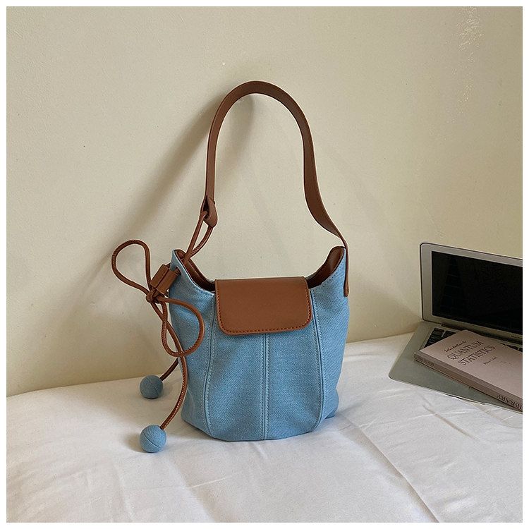 Trendy Women's Saddle Bag For Commuting Stylish Shoulder Crossbody_voghion.com