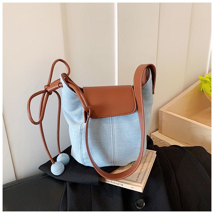 Trendy Women's Saddle Bag For Commuting Stylish Shoulder Crossbody_voghion.com