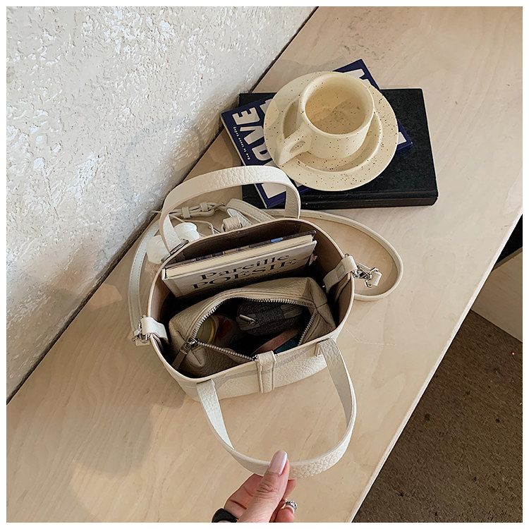 Borsa a secchiello di lusso da donna versatile a spalla o tracolla_voghion.com