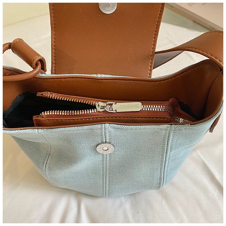 Trendy Women's Saddle Bag For Commuting Stylish Shoulder Crossbody_voghion.com