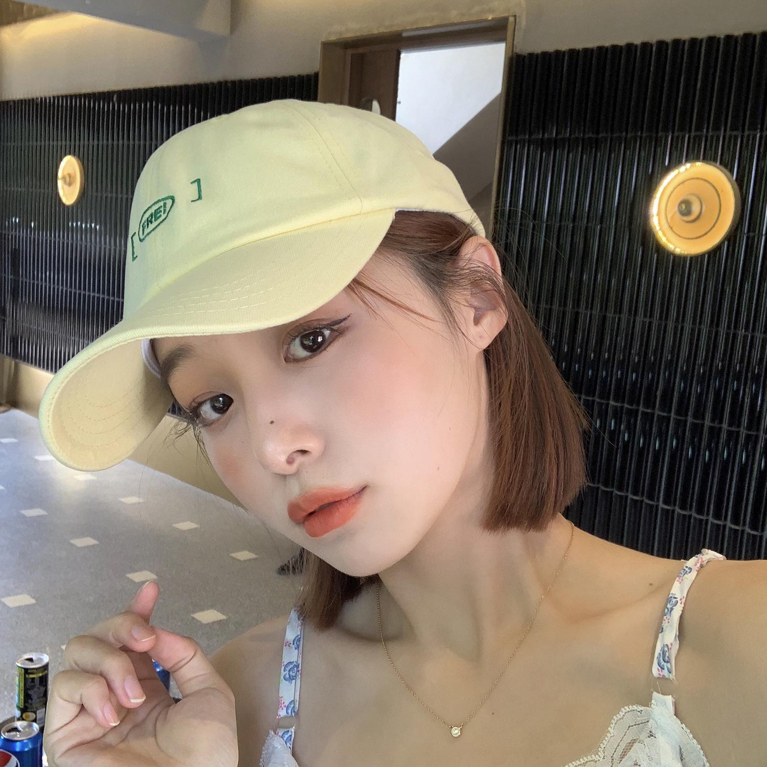 Small fresh college style hat female summer letter embroidery peaked cap baseball cap Korean version of the trendy sunscreen sun hat