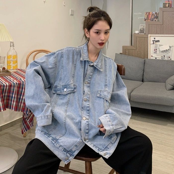 Retro Hong Kong-style denim jacket female spring and autumn students 2022 new Korean version of the loose long-sleeved top in denim jacket