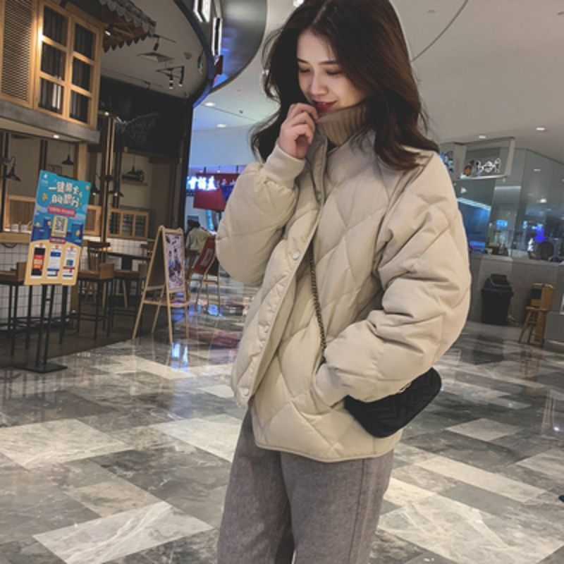 宽松白鸭绒小个子羽绒服女短款冬季爆款2021新款轻薄菱格茧型